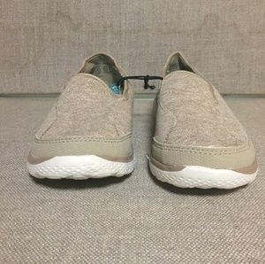 Tennis shoes womens